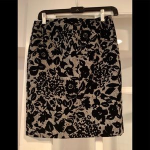 Ann Taylor elgant black velvet skirt